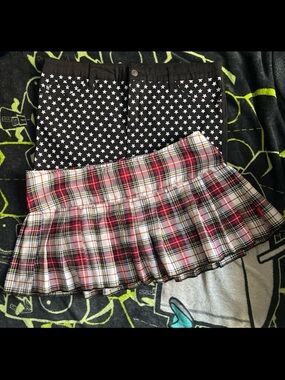 Tripp & Royal bones skirt set size xl plaid mini skirt black skirt white stars
